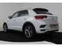 Volkswagen T-Roc 1.5 TSI Sport Business R (DIGITALE COCKPIT, STOELVERWARMING, NAVIGATIE, CRUISE ADAPTIEF, PARKEERSENSOREN)