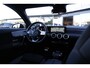 Mercedes-Benz A-klasse 250 e AMG Line Plug in hybride*Perfect MB Onderh.*BTW*1ste Eig.*Sfeer/Night/MBUX/Apple Carplay-Android/High Perf. LED Koplamp./Diamond Grille/DAB/Stoelverw./Half Leder/Parkeersens.V+A/18 inch LM*