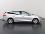 Ford Focus Wagon 1.0 EcoBoost Hybrid Trend Edition Business | Navigatie | AGR Stoel | Parkeercamera | Airco