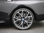 BMW 5-Serie 530e xDrive Executive | M-SPORT | SCHUIF/KANTELDAK | 20 INCH | SHADOWLINE | SAFFIERZWART | STOELVERWARMING |