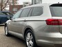 Volkswagen Passat Variant 1.4 TSI Connected Series | Navigatie | Afn. Trekhaak | Zomer- en winterset | Led |