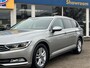 Volkswagen Passat Variant 1.4 TSI Connected Series | Navigatie | Afn. Trekhaak | Zomer- en winterset | Led |