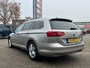 Volkswagen Passat Variant 1.4 TSI Connected Series | Navigatie | Afn. Trekhaak | Zomer- en winterset | Led |