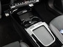 Mercedes-Benz A-klasse A 250e Automaat AMG Line | Advanced Plus Pakket | Winterpakket | Panoramadak | Sfeerverlichting | Keylees-Go | Stoelverwarming | LED | Parktronic met camera