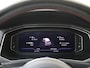 Volkswagen T-Roc 1.5 TSI Sport Business R | Achteruitrijcamera | Navigatie | Digital cockpit Pro | CarPlay | Adaptieve cruise control | Elektrisch inklapbare buitenspiegels | LED verlichting |