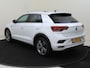 Volkswagen T-Roc 1.5 TSI Sport Business R | Achteruitrijcamera | Navigatie | Digital cockpit Pro | CarPlay | Adaptieve cruise control | Elektrisch inklapbare buitenspiegels | LED verlichting |