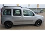 Renault Kangoo Family 1.2 TCe Limited Start&Stop *Cruise control* airco automatisch * 2 x Schuifdeuren + 2 x Achterdeuren* Achterbank in delen neerklapbaar** BOVAG Garantie