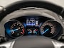 Ford Kuga 1.5 Titanium (NAVIGATIE, CLIMATE, LEDER, CAMERA, TREKHAAK, STOELVERWARMING, SPORTSTOELEN, GETINT GLAS, CRUISE, LM VELGEN, NIEUWSTAAT)