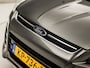 Ford Kuga 1.5 Titanium (NAVIGATIE, CLIMATE, LEDER, CAMERA, TREKHAAK, STOELVERWARMING, SPORTSTOELEN, GETINT GLAS, CRUISE, LM VELGEN, NIEUWSTAAT)