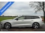 Volvo V60 2.0 T6 AWD R-Design|Harman Kardon| Camera| ACC|