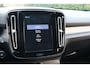 Volvo XC40 2.0 T4 R-Design Aut (Panoramadak Sportleder/Memory Navi/Camera HarmanKardon Standkachel Trekhaak Full-Led 20InchLMV)
