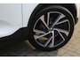 Volvo XC40 2.0 T4 R-Design Aut (Panoramadak Sportleder/Memory Navi/Camera HarmanKardon Standkachel Trekhaak Full-Led 20InchLMV)