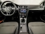 Volkswagen Golf 1.0 TSI Sportline (APPLE CARPLAY, GROOT NAVI, CLIMATE, ADAPTIVE CRUISE, SPORTSTOELEN, LM VELGEN, PARKEERSENSOREN, NIEUWSTAAT)