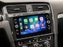 Volkswagen Golf 1.0 TSI Sportline (APPLE CARPLAY, GROOT NAVI, CLIMATE, ADAPTIVE CRUISE, SPORTSTOELEN, LM VELGEN, PARKEERSENSOREN, NIEUWSTAAT)