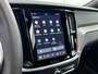 Volvo V60 T6 Recharge Plus Dark | 18" | 360 Camera | Harman Kardon | Elektrisch verstelbare Stoelen | Trekhaak | Adaptieve Cruise | BLIS | Stoel/stuur/achterbankverwarming