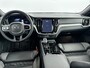 Volvo V60 T6 Recharge Plus Dark | 18" | 360 Camera | Harman Kardon | Elektrisch verstelbare Stoelen | Trekhaak | Adaptieve Cruise | BLIS | Stoel/stuur/achterbankverwarming