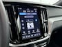 Volvo V60 T6 Recharge Plus Dark | 18" | 360 Camera | Harman Kardon | Elektrisch verstelbare Stoelen | Trekhaak | Adaptieve Cruise | BLIS | Stoel/stuur/achterbankverwarming