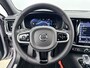 Volvo V60 T6 Recharge Plus Dark | 18" | 360 Camera | Harman Kardon | Elektrisch verstelbare Stoelen | Trekhaak | Adaptieve Cruise | BLIS | Stoel/stuur/achterbankverwarming
