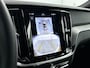 Volvo V60 T6 Recharge Plus Dark | 18" | 360 Camera | Harman Kardon | Elektrisch verstelbare Stoelen | Trekhaak | Adaptieve Cruise | BLIS | Stoel/stuur/achterbankverwarming