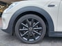 MINI Cooper 1.5 136pk Cooper Chili | Navi | Apple Carplay+Android Auto | Clima | Cruise | Panorama Schuifdak | Lederen Bekleding | Led Koplampen | Keyless Entry | Pdc | Privacy Glass | 17''lm