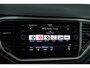 Volkswagen T-Roc 1.0 TSI 115pk Style Business | Navigatie | Achteruitrijcamera | Elektrische Achterklep | App Connect
