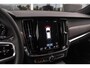 Volvo V90 2.0 B4 Business Pro Inscription| BTW auto | 1e eigenaar | NL auto | 20 inch | Panoramadak | Harman Kardon | BLIS | Stuurverwarming | Stoelverwarming | Head-up | Trekhaak | Cruise control | ➡️