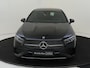 Mercedes-Benz A-klasse 180 AMG-Line / Stoelverwarming / Achteruitrijcamera / Panorama-schuifdak
