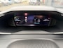 Peugeot 208 100pk Allure Pack (Camera - LED - Automatische Airco - Parkeersensoren V+A - Apple Carplay - Navigatie)