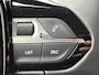 Peugeot 208 100pk Allure Pack (Camera - LED - Automatische Airco - Parkeersensoren V+A - Apple Carplay - Navigatie)