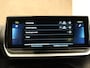 Peugeot e-208 EV Allure Pack 50 kWh - ORIGINEEL NEDERLANDSE AUTO - APPLE CARPLAY/ANDROID AUTO - 3D COCKPIT - CRUISE CONTROL - KEYLESS ENTRY/START - BLUETOOTH TELEFOONVOORBEREIDING - PARKEERSENSOREN ACHTER - 4x MICHELIN BANDEN