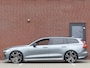 Volvo V60 2.0 B4 R-Design Panoramadak/Keyless/Camera/LED