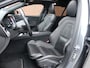 Volvo V60 2.0 B4 R-Design Panoramadak/Keyless/Camera/LED
