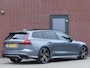 Volvo V60 2.0 B4 R-Design Panoramadak/Keyless/Camera/LED