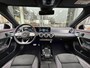 Mercedes-Benz A-klasse 180 Business Solution AMG | Panoramadak | Carplay/Android | Sfeerverlichting