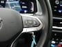 Volkswagen T-Roc 1.5 TSI Style Automaat - Navigatie - Park Assist - Stoelverwarming - ACC