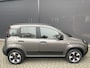 Fiat Panda 1.0 Hybrid City Cross Airco - Bluetooth - Dakrails - Elektrische ramen voor - Mistlampen voor - Radio - Start/stop systemen - Stuur multifunctioneel
