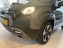 Fiat Panda 1.0 Hybrid City Cross Airco - Bluetooth - Dakrails - Elektrische ramen voor - Mistlampen voor - Radio - Start/stop systemen - Stuur multifunctioneel