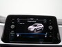 Volkswagen T-Roc 1.0 TSI Life Business Navigatie - LED - Stoelverwarming - Camera - ACC