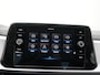 Volkswagen T-Roc 1.0 TSI Life Business Navigatie - LED - Stoelverwarming - Camera - ACC