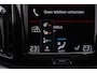 Volvo XC60 2.0 Recharge T8 AWD Inscription | Panoramadak | Geventileerd leder | Stoel en stuurverwarming | Trekhaak | Luchtvering | 22" Lichtmetalen velgen
