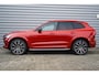 Volvo XC60 2.0 Recharge T8 AWD Inscription | Panoramadak | Geventileerd leder | Stoel en stuurverwarming | Trekhaak | Luchtvering | 22" Lichtmetalen velgen