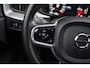 Volvo XC60 2.0 Recharge T8 AWD Inscription | Panoramadak | Geventileerd leder | Stoel en stuurverwarming | Trekhaak | Luchtvering | 22" Lichtmetalen velgen