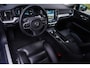 Volvo S60 2.0 B3 Plus Dark | Stoel en stuurverwarming | Lederen bekleding | Adaptive Cruise Control | Parkeersensoren