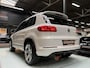 Volkswagen Tiguan 1.4 TSI 122PK R-Line PANO!! DYNAUDIO!! Vol opties!! LEER!! CLIMA!! Navi!!