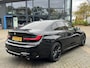 BMW 3-Serie 330e High Executive M SPORT VAN: €33.900,- VOOR: €29.877,- UW EINDEJAARSVOORDEEL: €4.023| M-SPORT| DODE HOEK| LEDER| RIJKLAARPRIJS INCL. 12 MND BOVAG GARANTIE