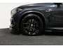 BMW X5 xDrive45e M Sport / Maxton Design Bodykit V.2 / Panoramadak / Soft-close / Koplamp Laser / Elektr. verstelbare voorstoelen + memory / Luchtvering / Stoelverwarming voor + achter / Stoelventilatie / Head-Up Display / Apple Carplay - Andriod Auto / Ambiente verlichting / Driving Assistent Professional / 22'' LMV / Koplamp BMW Shadow-Line / M Aerodynamica / Shadow-Line