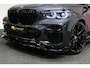 BMW X5 xDrive45e M Sport / Maxton Design Bodykit V.2 / Panoramadak / Soft-close / Koplamp Laser / Elektr. verstelbare voorstoelen + memory / Luchtvering / Stoelverwarming voor + achter / Stoelventilatie / Head-Up Display / Apple Carplay - Andriod Auto / Ambiente verlichting / Driving Assistent Professional / 22'' LMV / Koplamp BMW Shadow-Line / M Aerodynamica / Shadow-Line