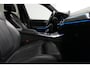BMW X5 xDrive45e M Sport / Maxton Design Bodykit V.2 / Panoramadak / Soft-close / Koplamp Laser / Elektr. verstelbare voorstoelen + memory / Luchtvering / Stoelverwarming voor + achter / Stoelventilatie / Head-Up Display / Apple Carplay - Andriod Auto / Ambiente verlichting / Driving Assistent Professional / 22'' LMV / Koplamp BMW Shadow-Line / M Aerodynamica / Shadow-Line
