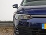 Volkswagen Golf Variant 1.0 eTSI Life Business Automaat | Trekhaak wegklapbaar | Achteruitrijcamera | Stoel- en stuurverwarming |