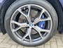 BMW X5 xDrive45e M-Sport High Executive Panodak Trekhaak Laserlicht Head-Up Comfortstoelen 21 Inch Velgen Life Cockpit Prof ACC Driving Assist Prof Achteras besturing Leder Dash Harman Kardon Audio Stoelventilatie Bom Vol Opties Individual Tansanitblau 1e Eigenaar BTW Auto Plug In Hybride